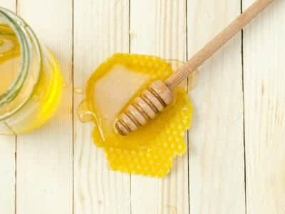 Как да се лекуваме с пчелен мед и пчелни продукти