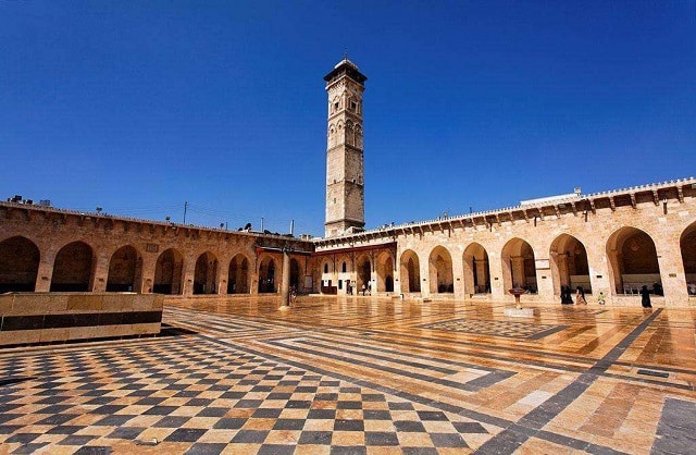 Минарето на Голямата джамия в Алепо, Сирия