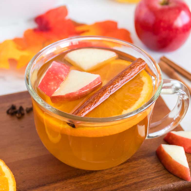 Горещ ябълков сайдер - рецепти за най-добрите зимни напитки
