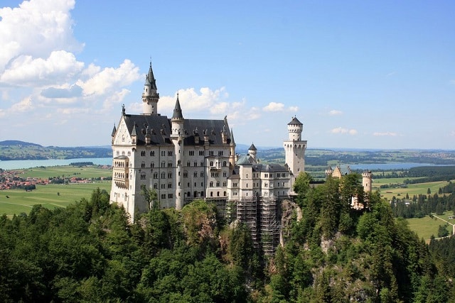 Замъкът Нойшванщайн - най-красивите места в света