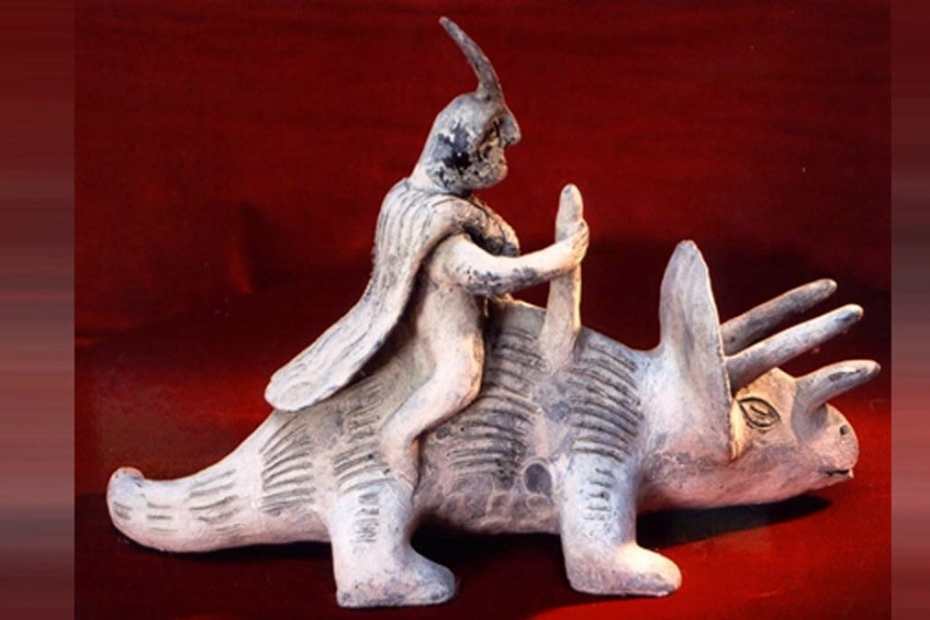 Загадките на фигурките от Акамбаро - имало ли е динозаври наскоро